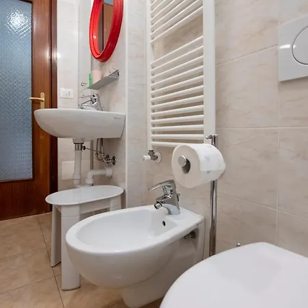 279b - Casa Maria Grazia, Nel Centro Di Sestri, 10 Minuti A Piedi Dalla Baia Del Silenzio شقة *