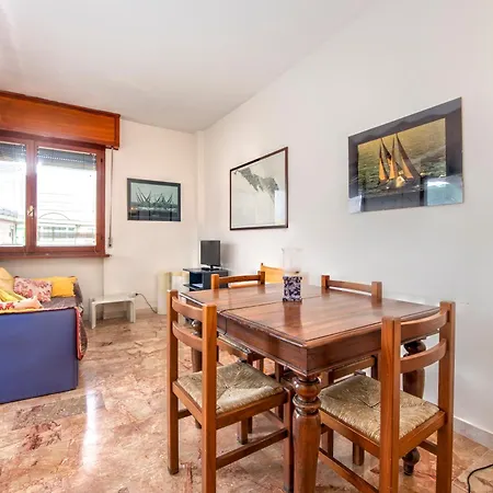 شقة 279b - Casa Maria Grazia, Nel Centro Di Sestri, 10 Minuti A Piedi Dalla Baia Del Silenzio *