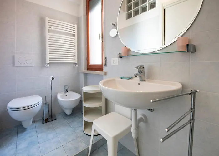 279b - Casa Maria Grazia, Nel Centro Di Sestri, 10 Minuti A Piedi Dalla Baia Del Silenzio Sestri Levante
